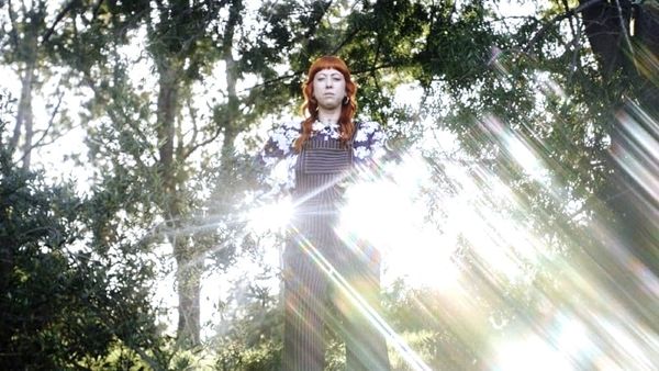 Shannon Lay :: Past The Veil