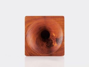 Loago: Handmade phone amplifier