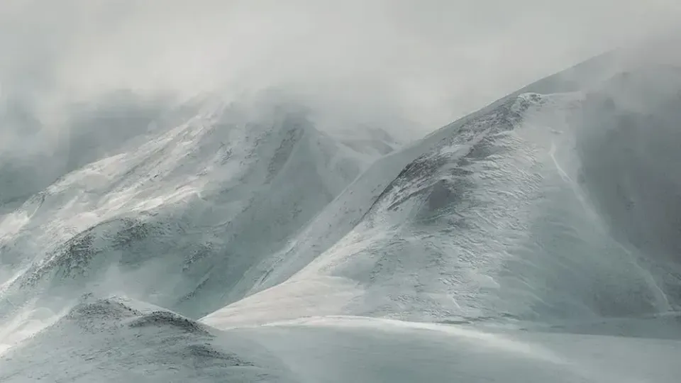 Snowy, cloudy mountains | From the teachings of Khawajah Shamsuddin Azeemi (RA)