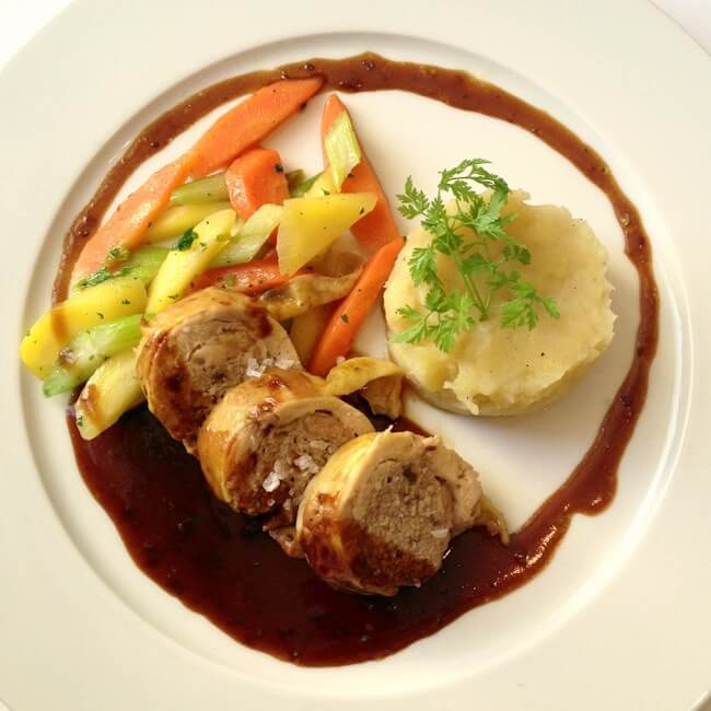 Lunch at Hamburger Bahnhof Restaurant in Berlin