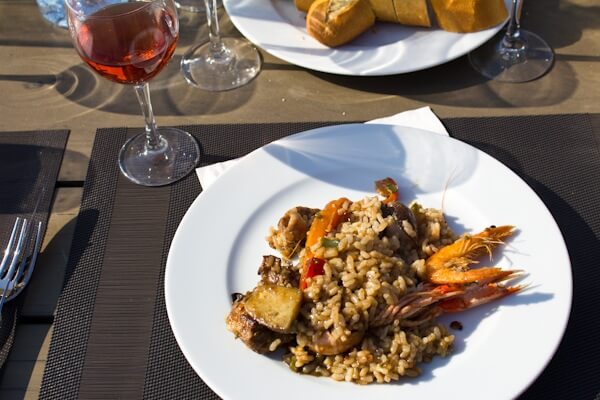 Enjoy Catalan Paella with Rosado Enjoy Catalan Paella with Rosado