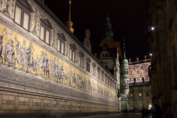 dresden-at-night-3