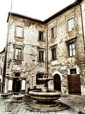 An Adorable Piazza in Gubbio