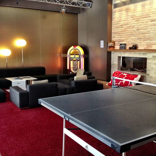 Jukebox and table tennis anyone?