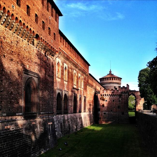 I wish the moat at Castello Sforzesco was still filled with water. That would be cool.