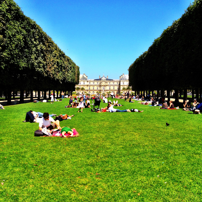 The Luxembourg Garden: A Great Picnic Spot