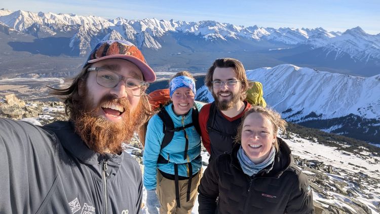 Two O'Clock Ridge Hike: Limping up and just on time