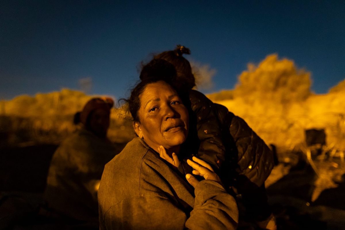 Ni de Aquí, Ni de Allá