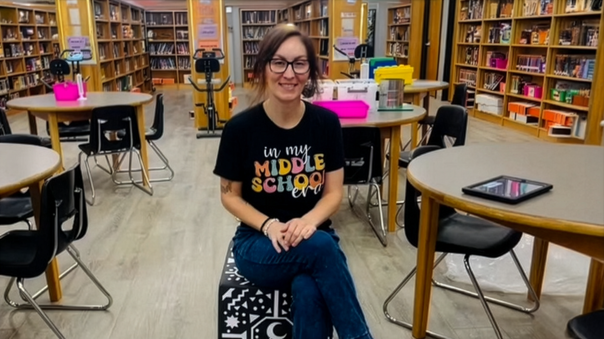 Side Quests with the Merge Cube: Bringing AR into the Library