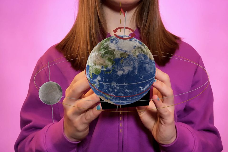 Unlocking 21st-Century Skills with AR in Science Education