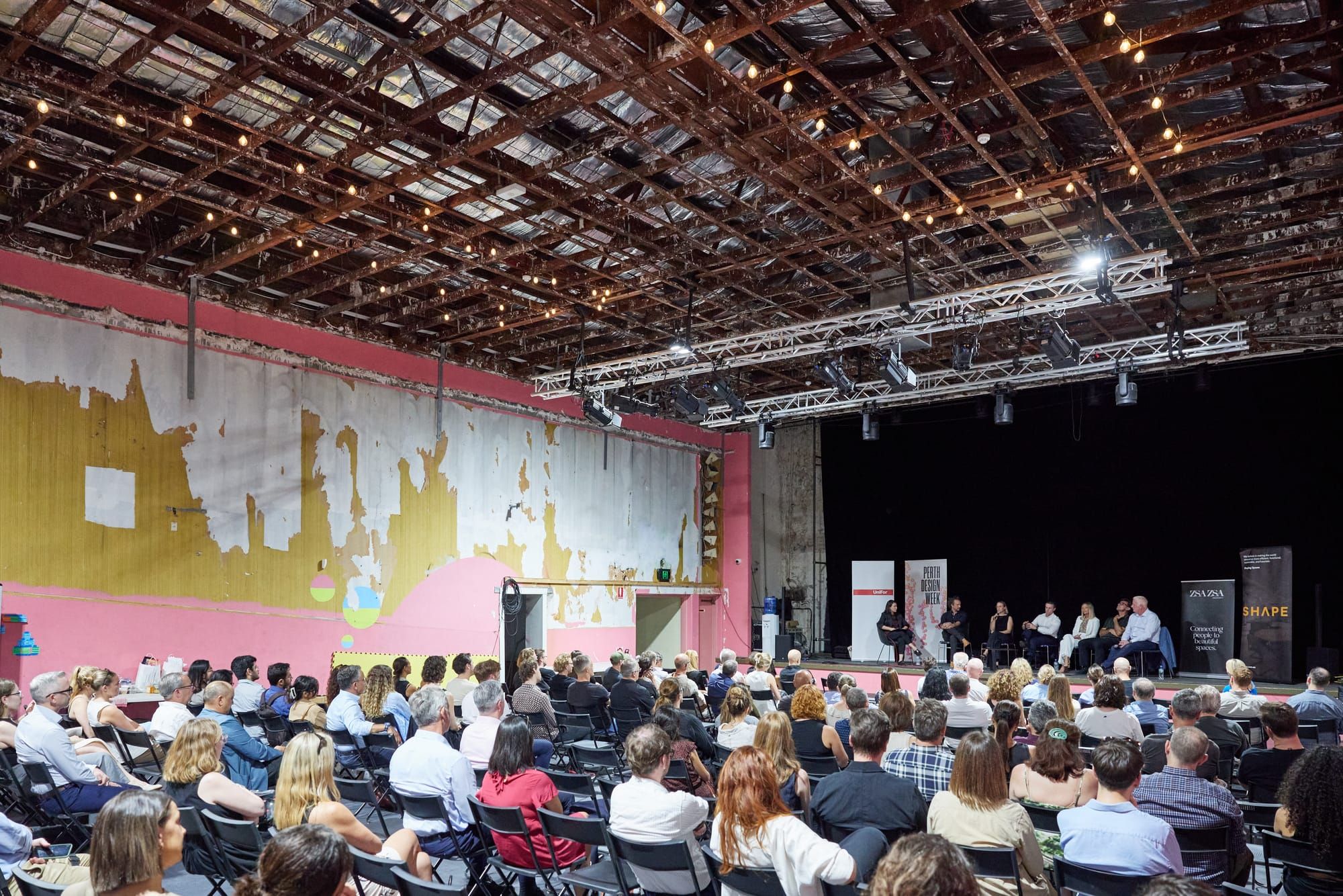 PDW NEWS 29.03.25: Snapshots from our closing night conversation 'Adapt or Die'