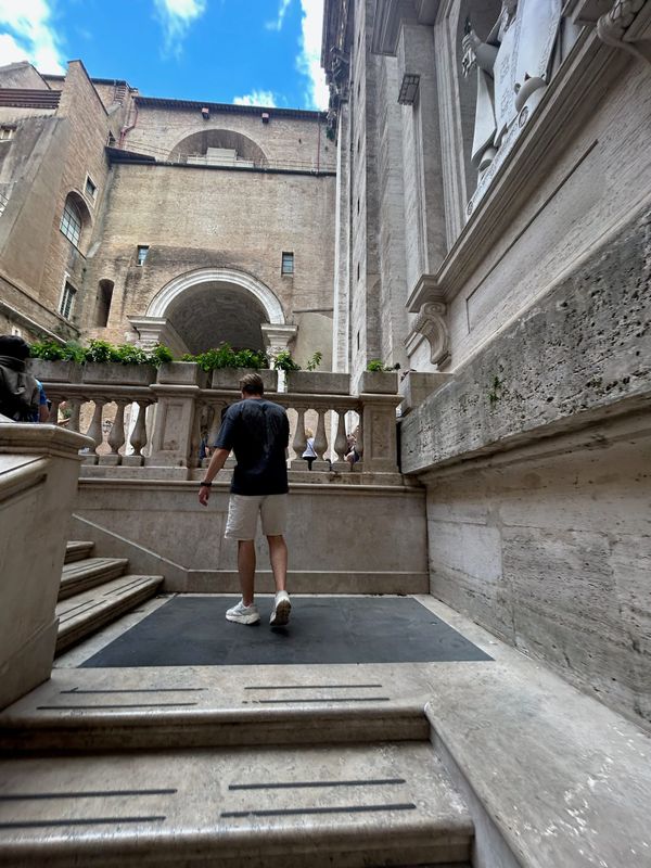 Welkom to EcoNomad!! This debut blog starts off in the Ancient city of Rome!