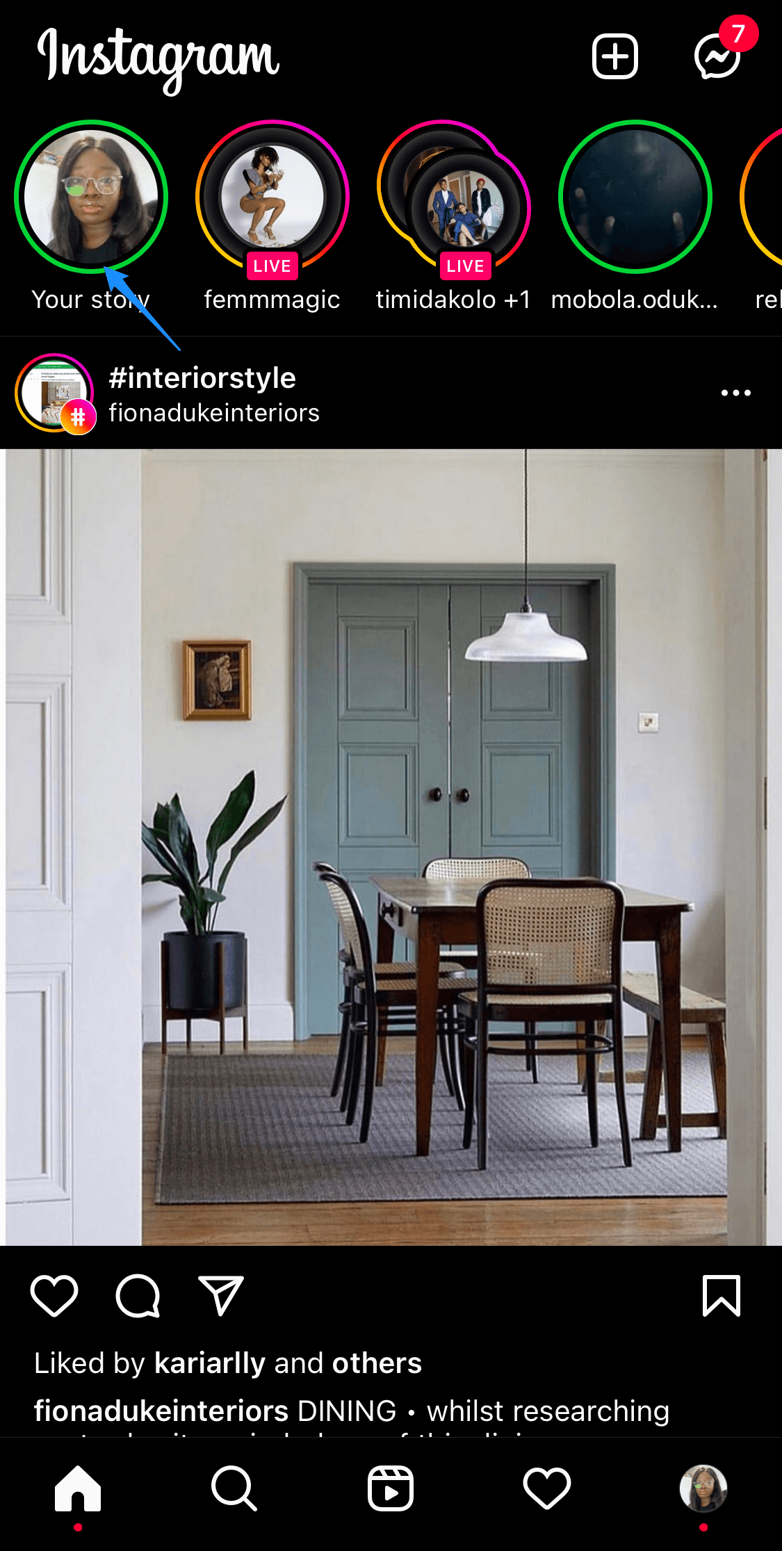 An image showing an arrow pointing to the green circle depicting Instagram Close Friends