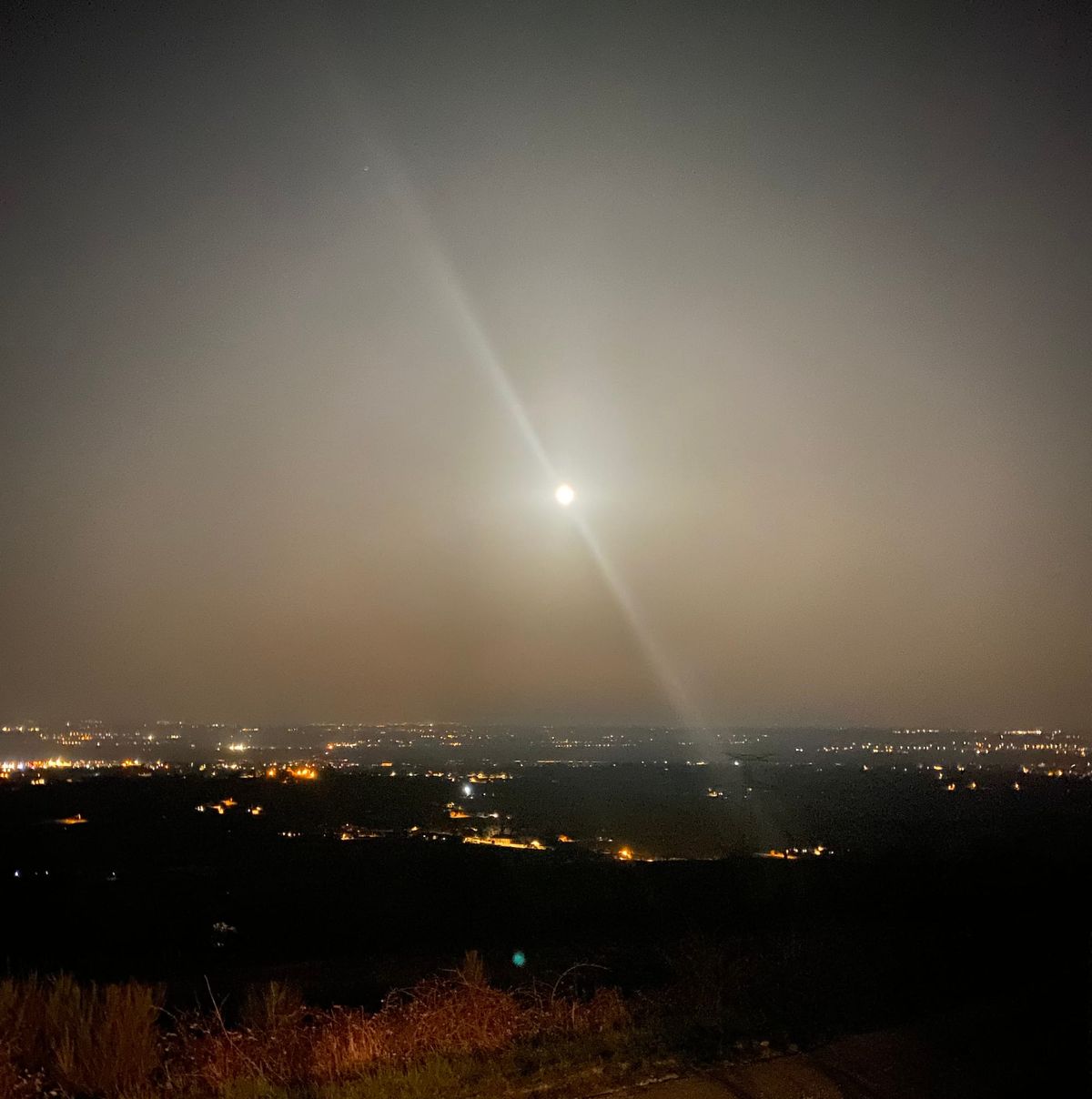 JULIÉNAS: The Sun, the Moon and a Star