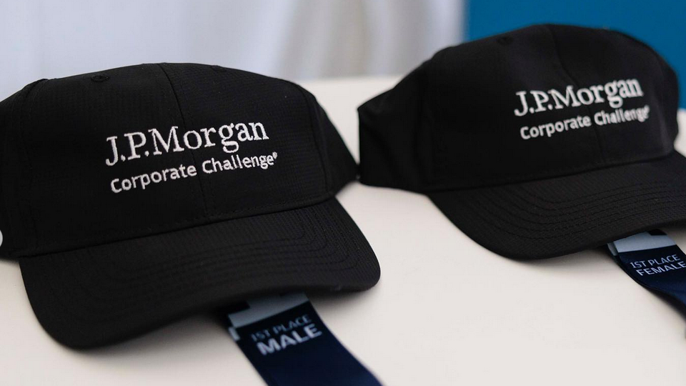 Diena kriptoje: Rizikingos reguliuotojų manipuliacijos, Bitkoinas siunčia linkėjimus apgautam "J.P.Morgan"
