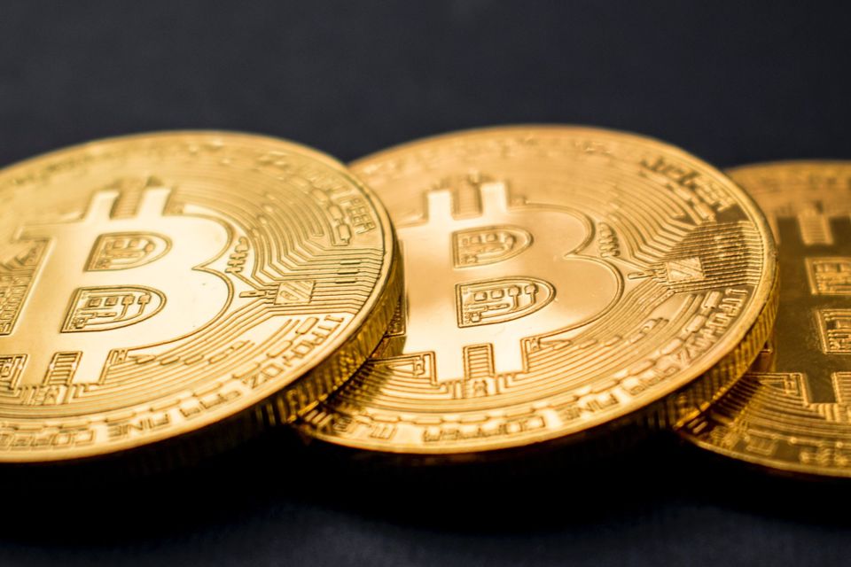 Diena kriptoje: Naujas būdas įdarbinti BTC, Revolut BTC naujiena, ETH statuso reikalai, Worldcoin nuosmukis