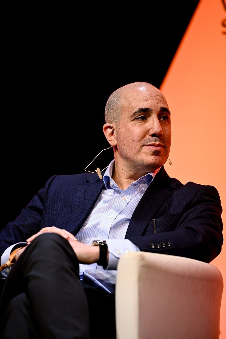 Devil's diary: the sham neighbours' cheating leaves United in a precarious position