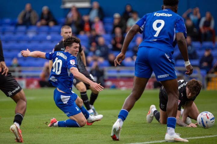 Cook wins tactical battle to give Chesterfield the points