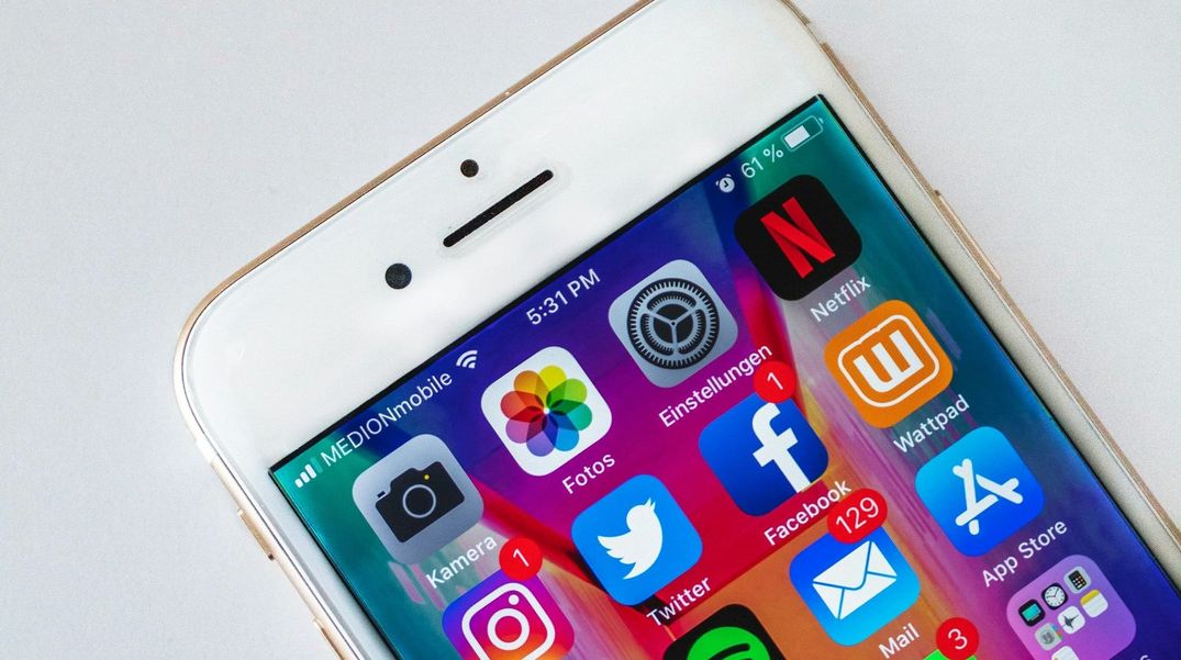 Why the Conservatives Need to Step Up Their Social Media Game