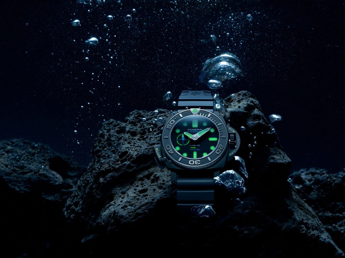 Panerai Submersible Elux LAB-ID: On-Demand Visibility and Rugged Performance