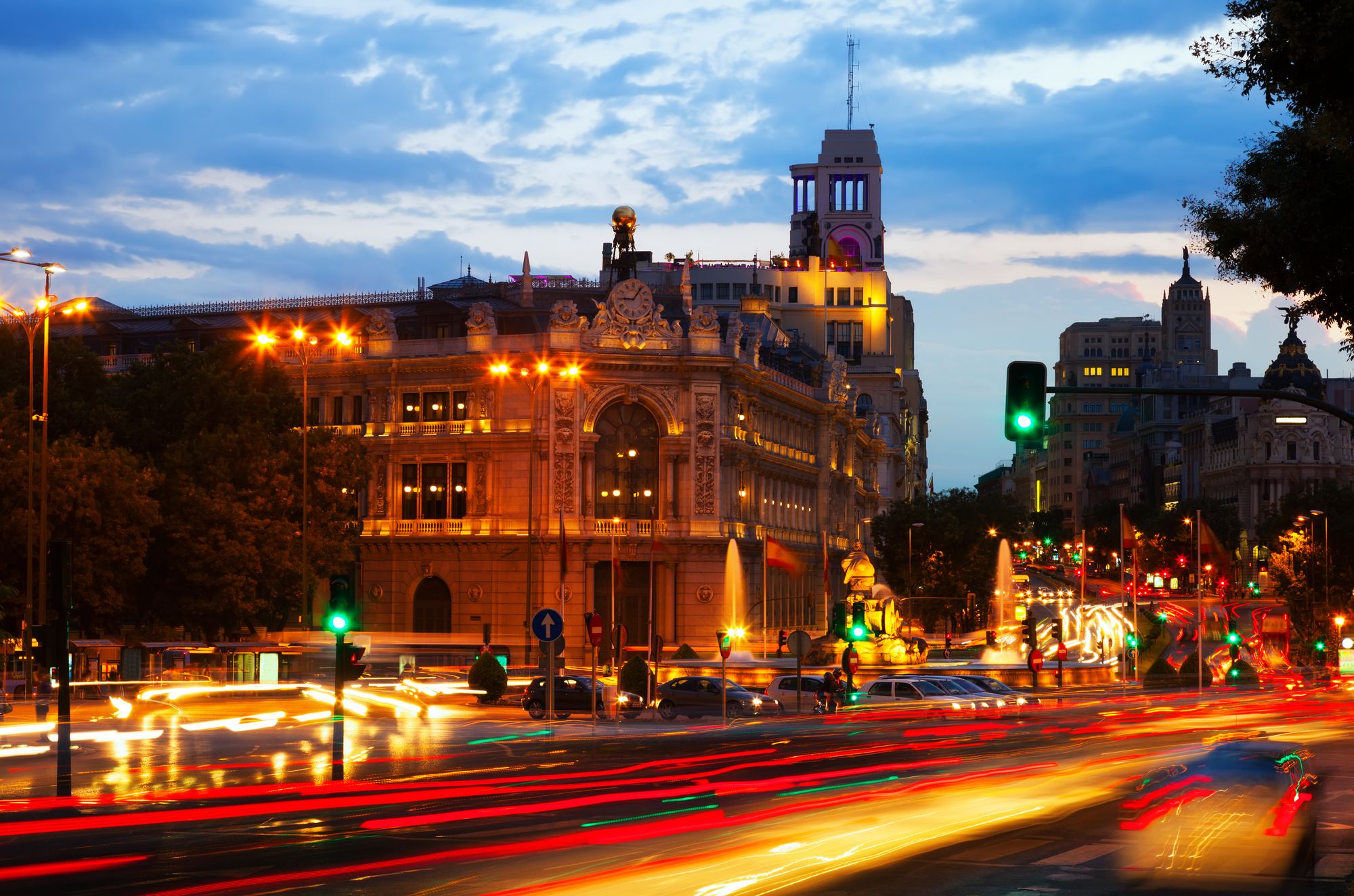 Plaza de cibeles in dusk, Madrid