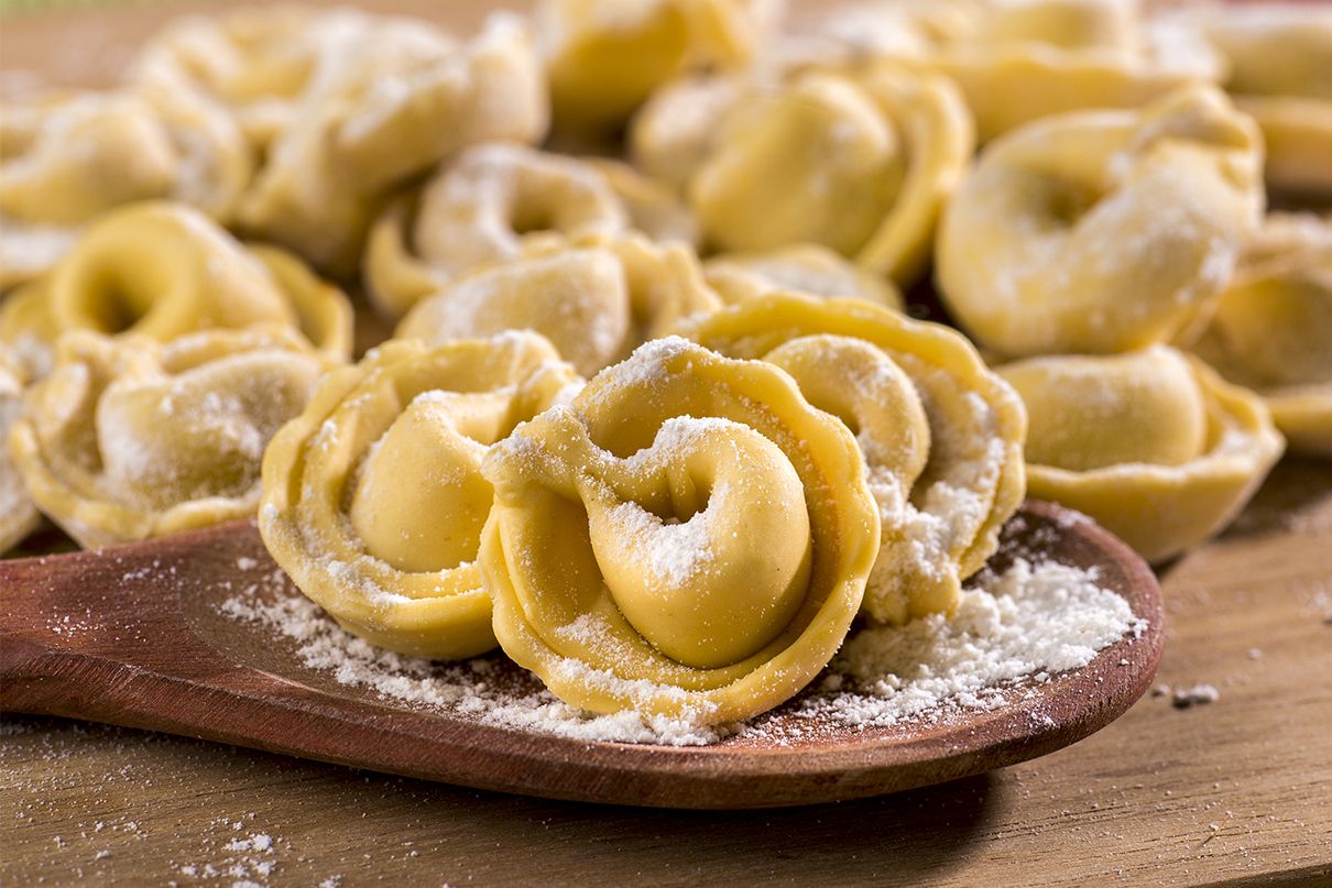 Tortellini della tradizione culinaria bolognese