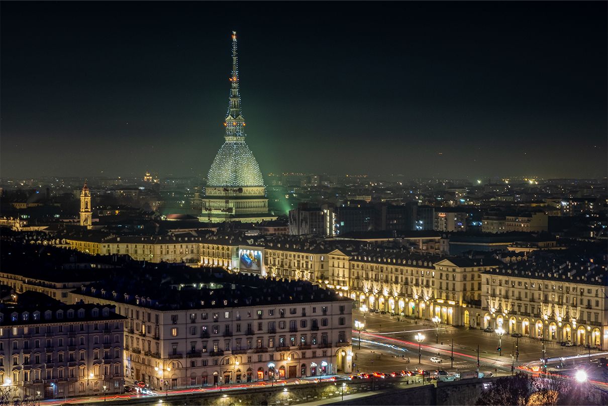 Mole Antonelliana illuminata, Torino