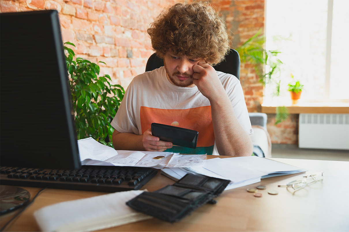 Guy who manages accounts, bills and money