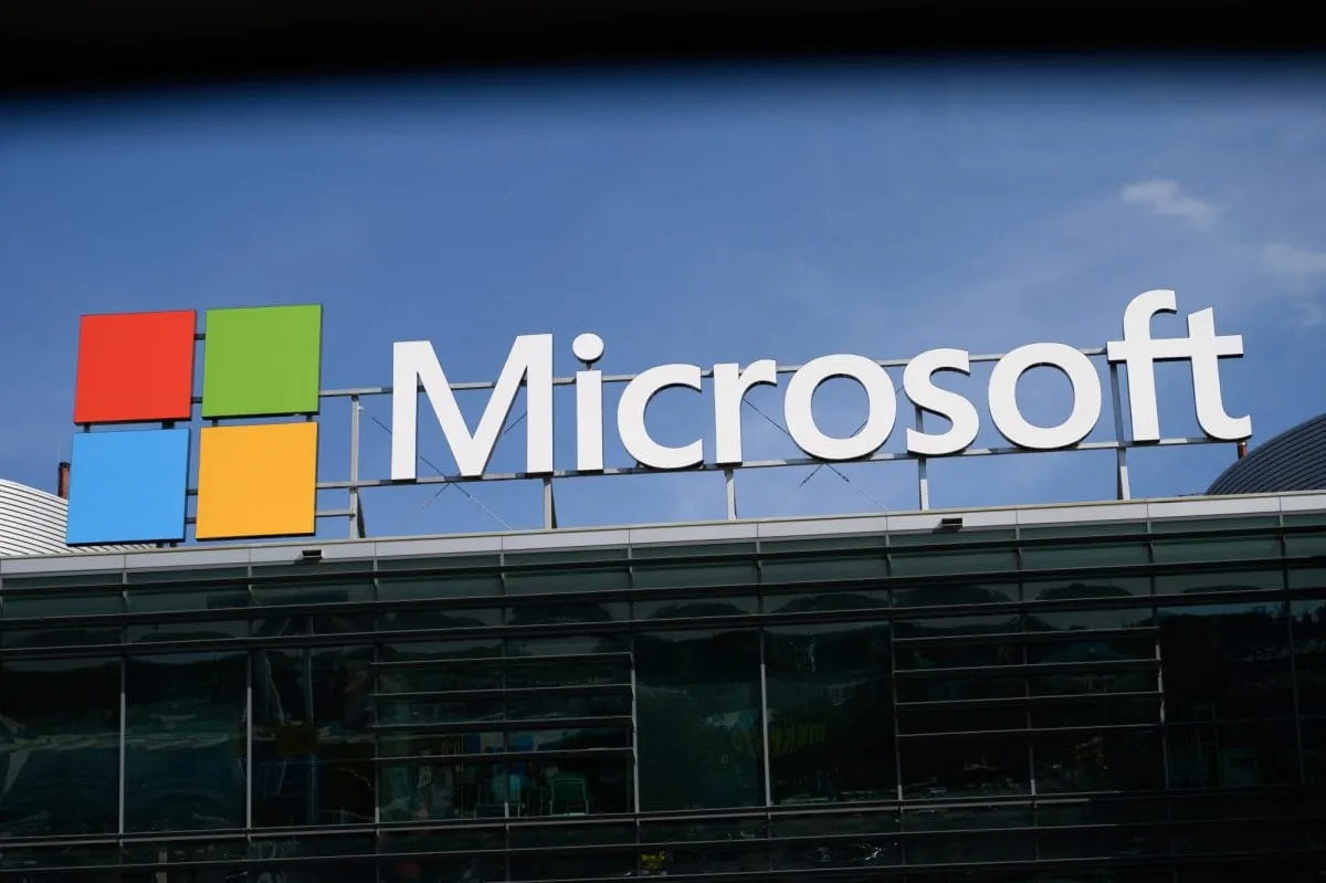 Microsoft crea Frontier, su empresa de despliegue de IA, con 2.500 millones y 6.000 ingenieros