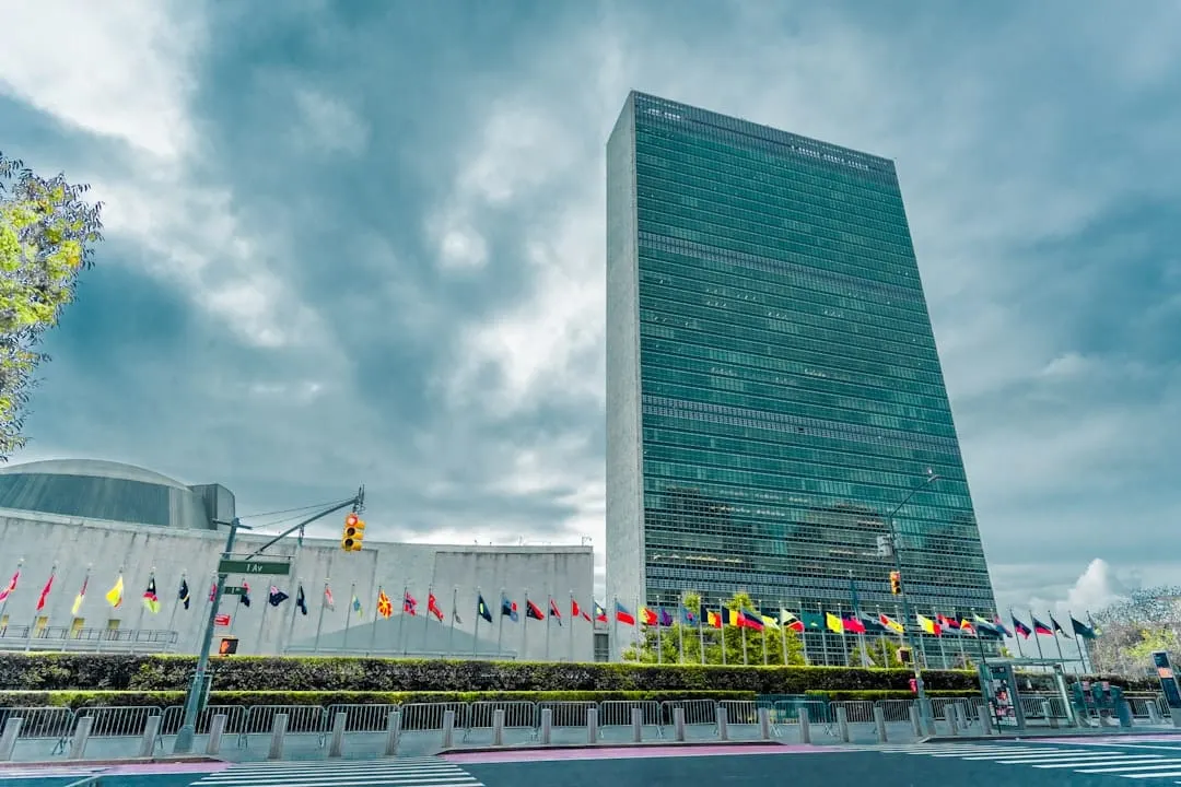 Agentes de OpenAI sondearon 16.500 veces una web de la ONU