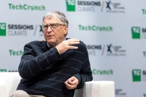 Bill Gates pide un impuesto a los robots y empleos reservados a humanos