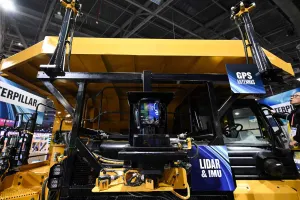 Caterpillar dedica 100 millones a formar en IA y robótica a 118.000 empleados