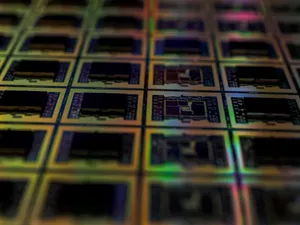Samsung verifica un chip en dos días con Claude, un trabajo de más de un mes