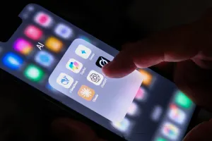 ChatGPT lanza su suite de oficina: Space, Pages y diapositivas