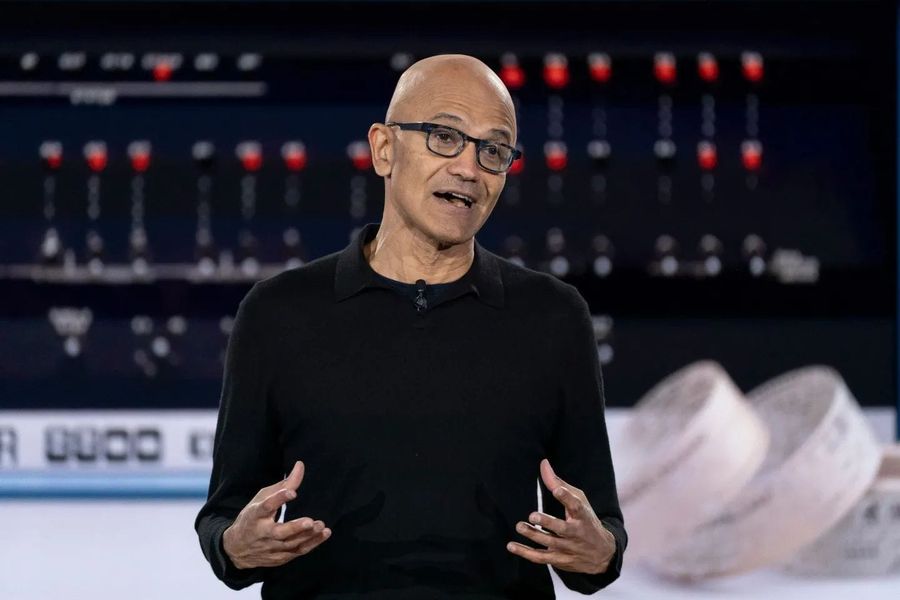 Nadella publica memo: la ventaja con IA está en el 'learning loop' propio, no en elegir el mejor modelo