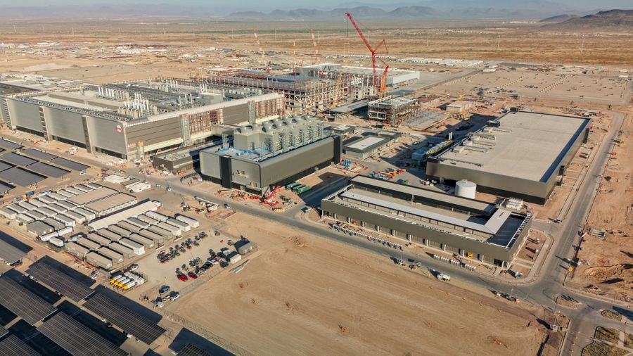 Vista aérea de la fábrica Fab 21 de TSMC en Arizona en construcción
