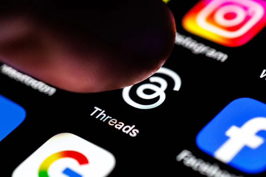 Meta AI entra en los mensajes privados de Threads y completa el cerco a los asistentes de terceros