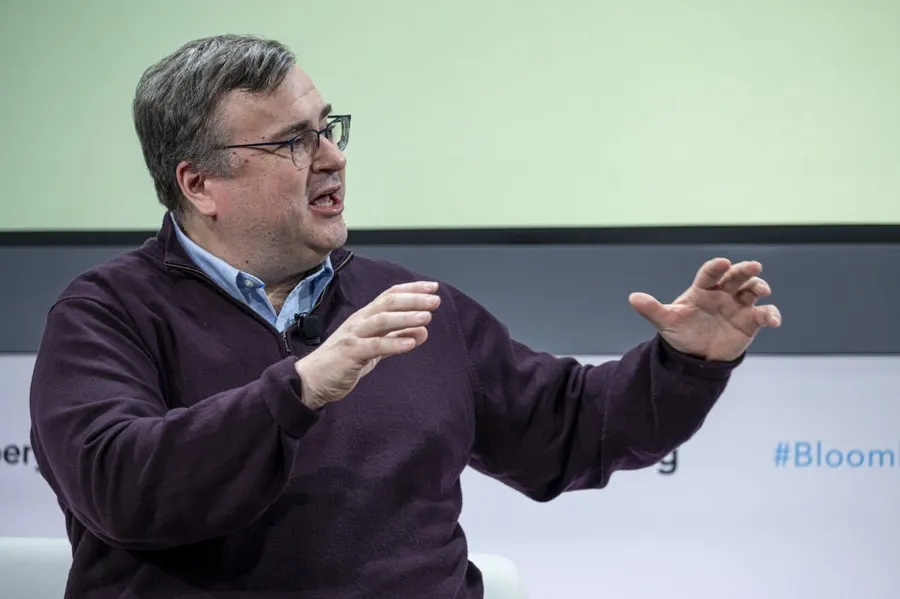 Reid Hoffman y Mark Pincus montan Prentis, un laboratorio de IA que busca 100 millones