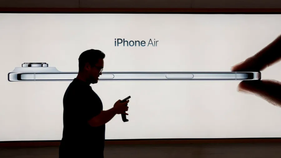PrismML comprime un modelo de 27.000 millones de parámetros para correr en un iPhone
