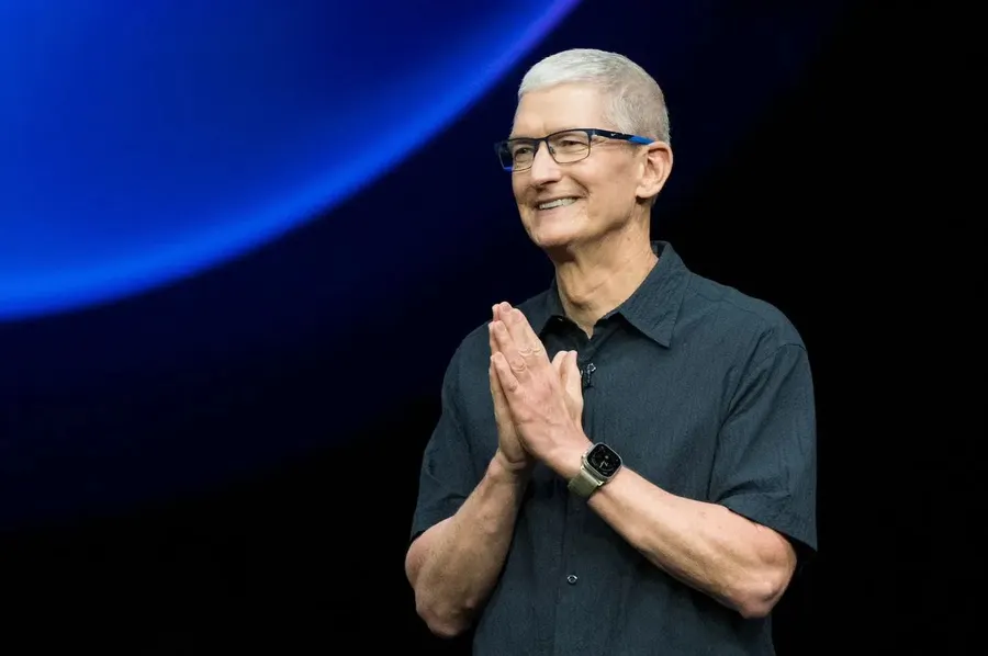 Tim Cook avisa de subidas de precio en iPhone y Mac: la demanda de chips de memoria para IA ha cuadruplicado los costes