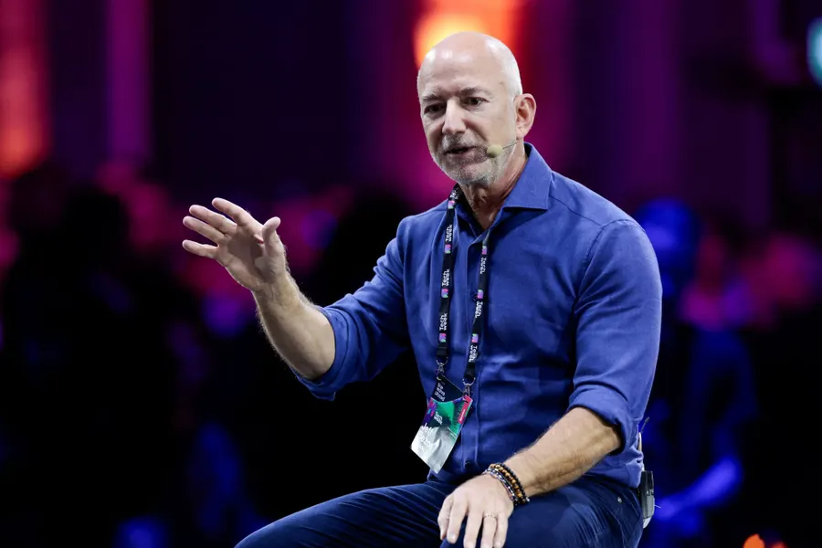 SpaceX, OpenAI y Anthropic preparan tres IPOs trillonarias este año mientras pierden miles de millones
