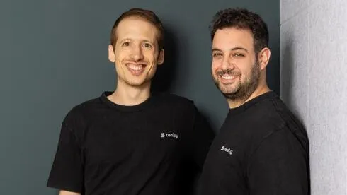 Zenity levanta 125 millones para vigilar lo que hacen los agentes de IA dentro de la empresa