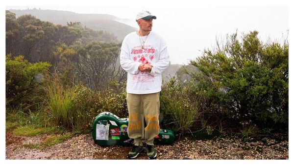 Dermot Kennedy The Weight of the Woods tour banner 2026