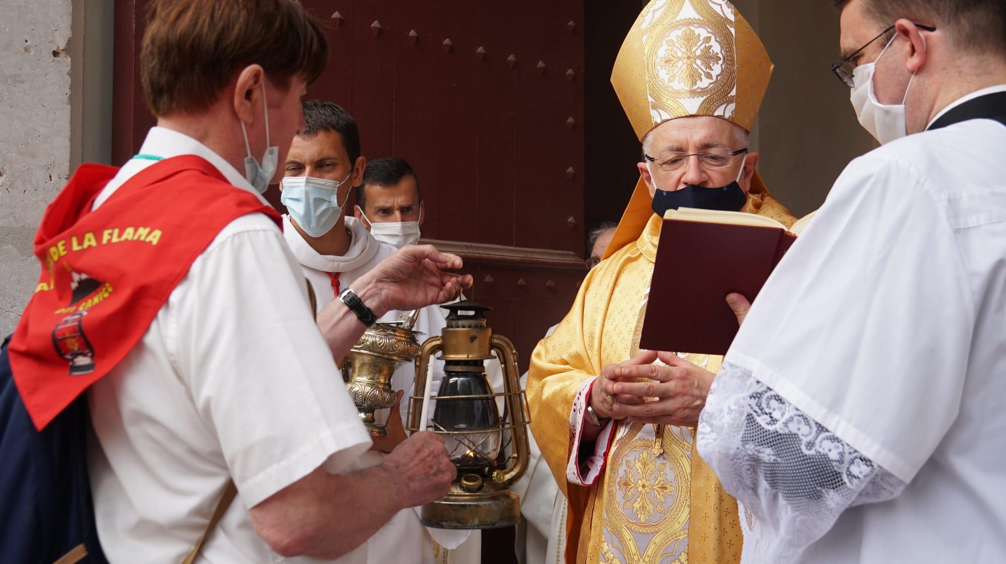 La flamme de la Saint Jean ravivée