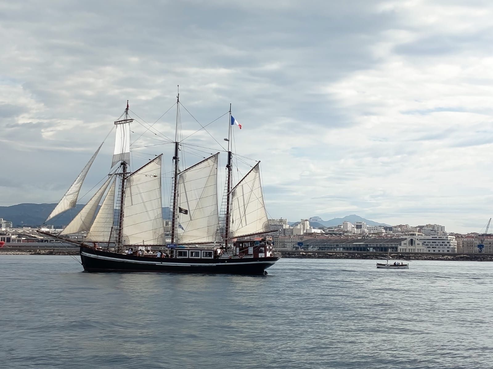 Le Bel Espoir, messager de paix sur les rivages méditerranéens