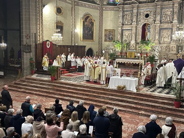 Retour sur la messe chrismale célébrée ce lundi 14 avril
