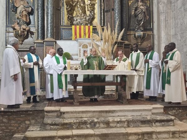 Rencontre estivale des prêtres et religieux du diocèse : une journée de fraternité et de partage