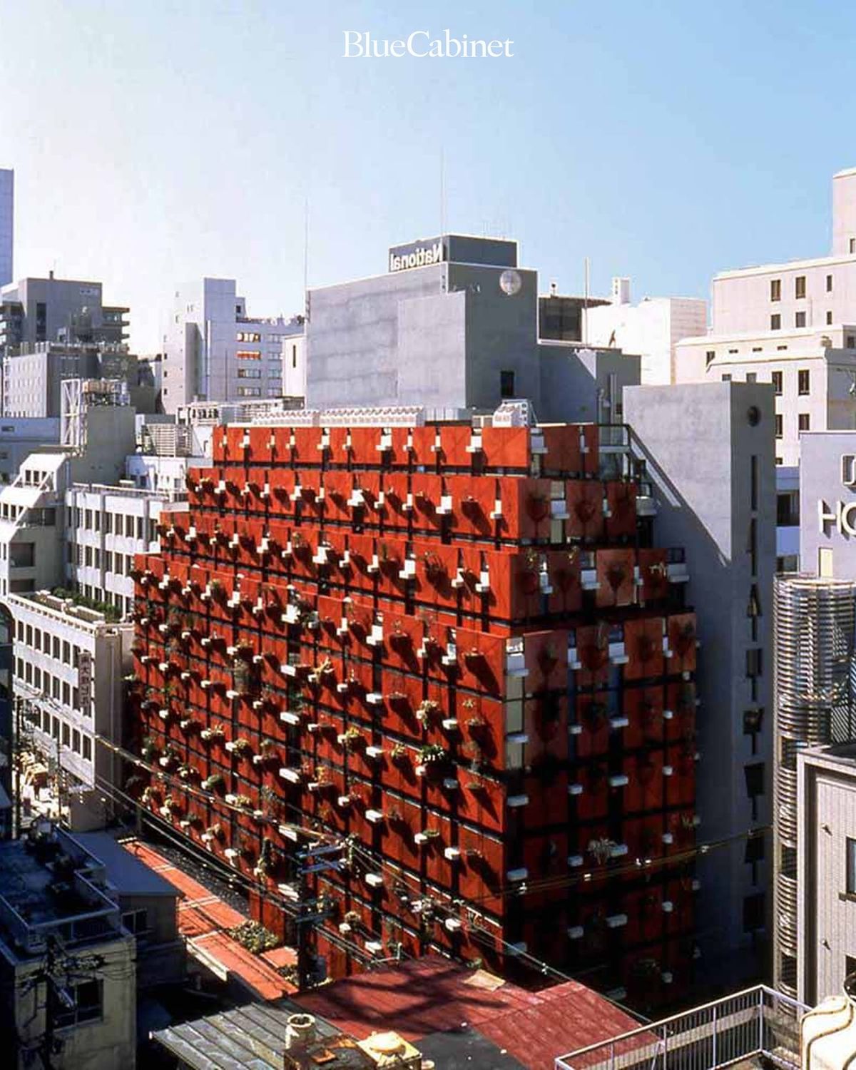 오사카 〈Organic Building〉, 가에타노 페세의 수직 정원 Post feature image