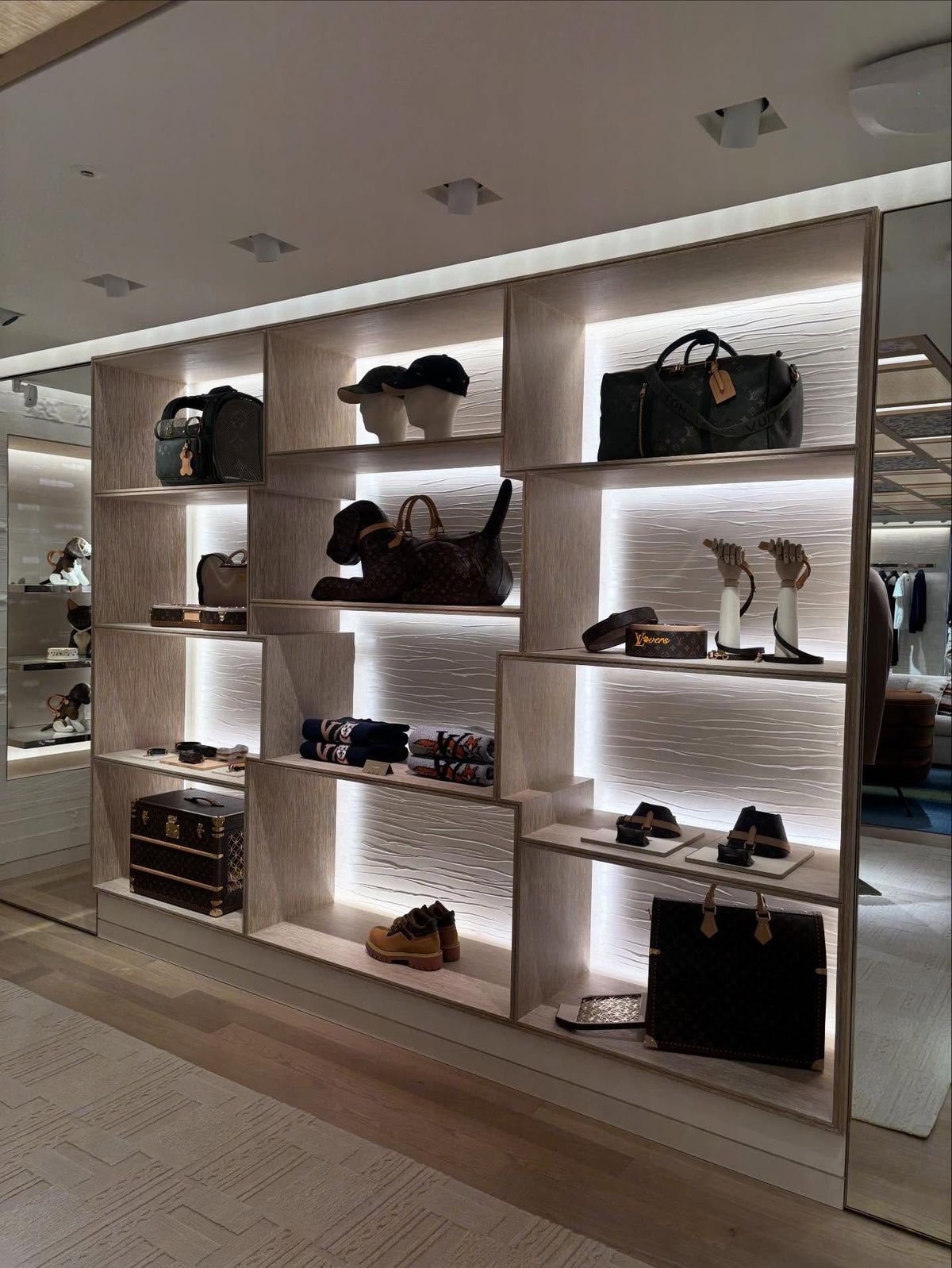 〈Louis Vuitton Visionary Journeys Seoul〉, 명동 6층 플래그십 11월 29일 오픈 Post feature image