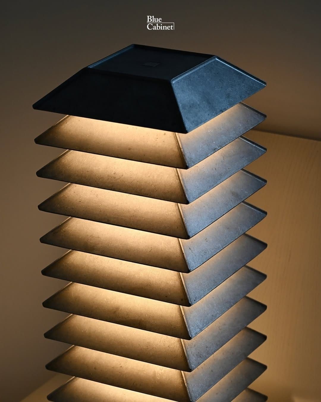 Mario Tsai 〈Pagoda Lamp〉, 동아시아 탑에서 영감받은 모듈 조명 Post feature image